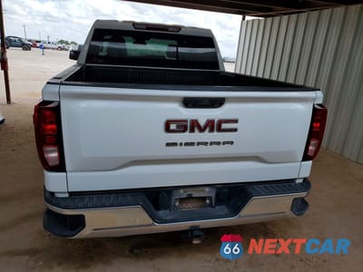 Zdjęcie 6 z 12 samochodu: 2023 GMC SIERRA K1500 VIN:1GTUUAED7PZ132931 - miniatura