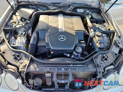 Zdjęcie 11 z 12 samochodu: 2004 MERCEDES-BENZ E 500 VIN:WDBUF70J14A394138 - miniatura