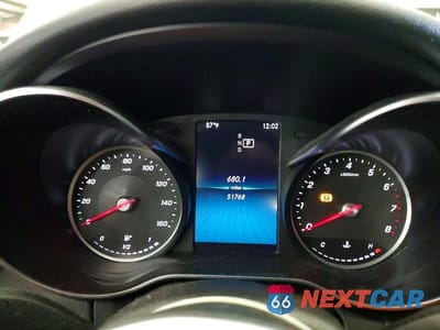Zdjęcie 12 z 13 samochodu: 2019 MERCEDES-BENZ C 300 4MATIC VIN:55SWF8EBXKU296083 - miniatura