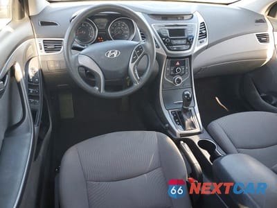 Zdjęcie 8 z 12 samochodu: 2016 HYUNDAI ELANTRA SE VIN:5NPDH4AE6GH667390 - miniatura