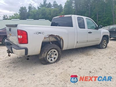 Trzecie zdjęcie samochodu z tyłu: 2012 CHEVROLET SILVERADO K1500 LS VIN:1GCRKREA0CZ257764 - miniatura