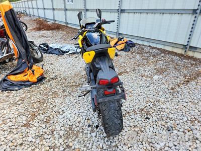 Czwarte zdjęcie samochodu z boku: 2024 SUZUKI GSX800 F VIN:JS1EM13BXR7100912 - miniatura