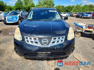 Piąte zdjęcie samochodu w środku: 2011 NISSAN ROGUE S VIN:JN8AS5MV6BW669119 - miniatura