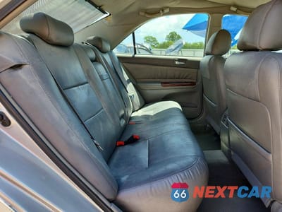Zdjęcie 10 z 12 samochodu: 2003 TOYOTA CAMRY XLE VIN:4T1BE32K83U722335 - miniatura