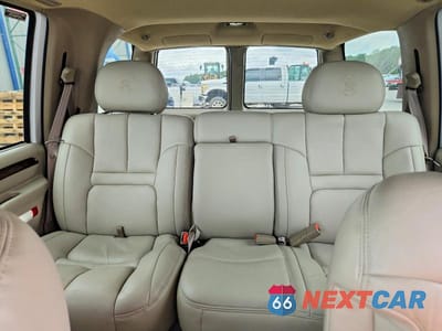 Zdjęcie 10 z 13 samochodu: 2000 CADILLAC ESCALADE VIN:1GYEK13R2YR157420 - miniatura