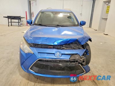 Piąte zdjęcie samochodu w środku: 2017 TOYOTA YARIS IA BASE VIN:3MYDLBYV1HY185392 - miniatura