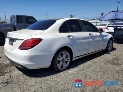 Trzecie zdjęcie samochodu z tyłu: 2021 MERCEDES-BENZ C 300 VIN:W1KWF8DBXMR631655 - miniatura