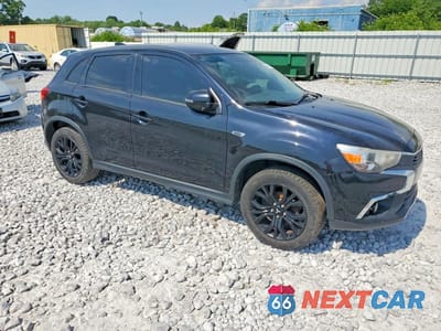 Czwarte zdjęcie samochodu z boku: 2017 MITSUBISHI OUTLANDER SPORT ES VIN:JA4AR3AU6HZ037570 - miniatura