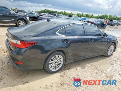 Trzecie zdjęcie samochodu z tyłu: 2016 LEXUS ES 350 VIN:58ABK1GG7GU002251 - miniatura