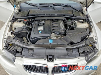 Zdjęcie 11 z 12 samochodu: 2007 BMW 328 XI VIN:WBAWC33517PD05700 - miniatura