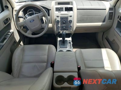 Zdjęcie 8 z 13 samochodu: 2009 FORD ESCAPE XLT VIN:1FMCU03GX9KB01490 - miniatura