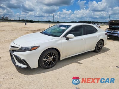 2022 TOYOTA CAMRY SE 4T1T11AKXNU658193 - główne zdjęcie licytacji z USA - miniatura