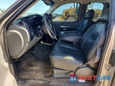 Zdjęcie 7 z 12 samochodu: 2007 GMC NEW SIERRA C1500 VIN:2GTEC19C871571315 - miniatura
