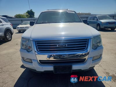 Piąte zdjęcie samochodu w środku: 2010 FORD EXPLORER XLT VIN:1FMEU7DE4AUA58546 - miniatura