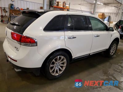 Trzecie zdjęcie samochodu z tyłu: 2013 LINCOLN MKX VIN:2LMDJ8JK8DBL15890 - miniatura