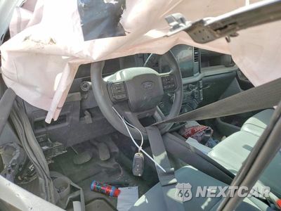 Zdjęcie 8 z 12 samochodu: 2025 FORD F-150 VIN:1FTEX1KP3SKE53909 - miniatura