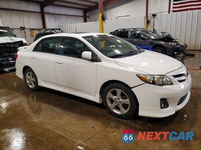 Czwarte zdjęcie samochodu z boku: 2011 TOYOTA COROLLA S VIN:2T1BU4EE5BC555401 - miniatura