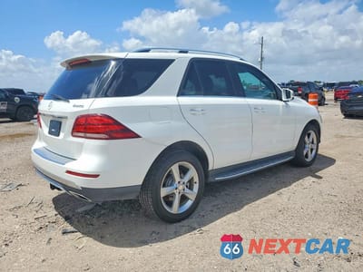 Trzecie zdjęcie samochodu z tyłu: 2016 MERCEDES-BENZ GLE 350 4MATIC VIN:4JGDA5HB3GA791187 - miniatura