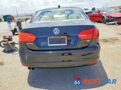 Zdjęcie 6 z 12 samochodu: 2014 VOLKSWAGEN JETTA VIN:3VWD17AJ6EM333013 - miniatura