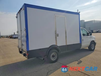Trzecie zdjęcie samochodu z tyłu: 2023 FORD E350 REFRIGERATED BOX TRUCK VIN:1FDWE3FK7PDD32070 - miniatura