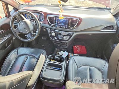 Zdjęcie 8 z 13 samochodu: 2019 CHRYSLER PACIFICA TOURING L VIN:2C4RC1BG9KR746504 - miniatura