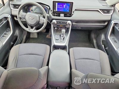 Zdjęcie 8 z 13 samochodu: 2024 TOYOTA RAV4 LE VIN:JTMMWRFV2RD266326 - miniatura