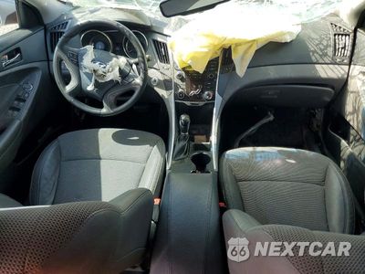 Zdjęcie 8 z 13 samochodu: 2013 HYUNDAI SONATA SE VIN:5NPEC4AC1DH584415 - miniatura