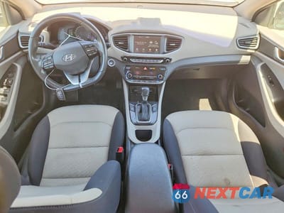 Zdjęcie 8 z 12 samochodu: 2019 HYUNDAI IONIQ SEL VIN:KMHC75LC2KU120269 - miniatura