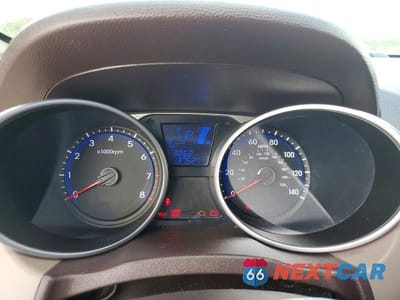 Zdjęcie 9 z 13 samochodu: 2015 HYUNDAI TUCSON SE VIN:KM8JU3AG6FU087664 - miniatura