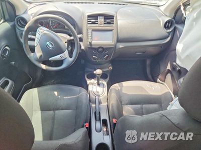 Zdjęcie 8 z 12 samochodu: 2019 NISSAN VERSA S PLUS VIN:3N1CN7AP0KL804827 - miniatura