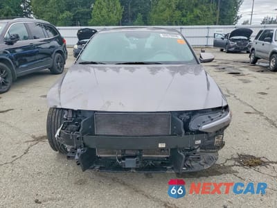 Piąte zdjęcie samochodu w środku: 2024 HYUNDAI ELANTRA SEL VIN:KMHLS4DG9RU646645 - miniatura