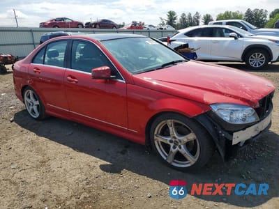 Czwarte zdjęcie samochodu z boku: 2010 MERCEDES-BENZ C 300 4MATIC VIN:WDDGF8BB8AF415162 - miniatura