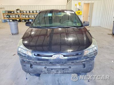Piąte zdjęcie samochodu w środku: 2010 FORD FOCUS SES VIN:1FAHP3GN9AW272326 - miniatura