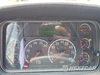 Zdjęcie 8 z 10 samochodu: 2019 FREIGHTLINER CHASSIS B2B VIN:4UZABRFC8KCKL4842 - miniatura