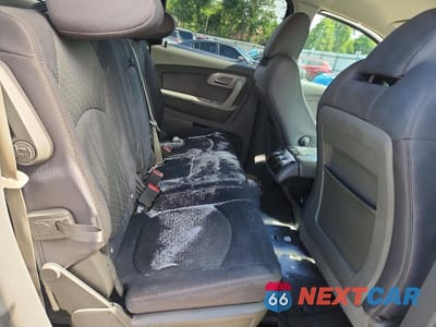 Zdjęcie 11 z 13 samochodu: 2011 CHEVROLET TRAVERSE LS VIN:1GNKRFED8BJ284222 - miniatura