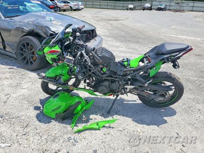 Trzecie zdjęcie samochodu z tyłu: 2024 KAWASAKI EX500 H VIN:ML5EXGH16RDA28251 - miniatura