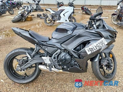 2026 KAWASAKI EX650 R ML5EXER18TDAH3312 - główne zdjęcie licytacji z USA - miniatura