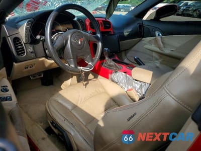 Zdjęcie 8 z 12 samochodu: 2005 CHEVROLET CORVETTE VIN:1G1YY24U255101046 - miniatura