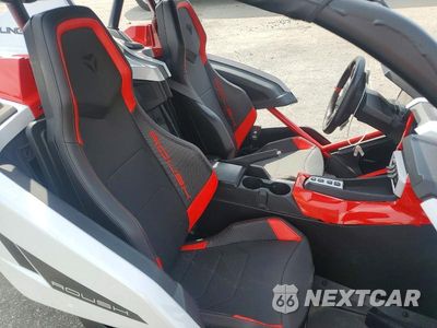Piąte zdjęcie samochodu w środku: 2024 POLARIS SLINGSHOT ROUSH EDITION VIN:57XAALHB8R8163011 - miniatura