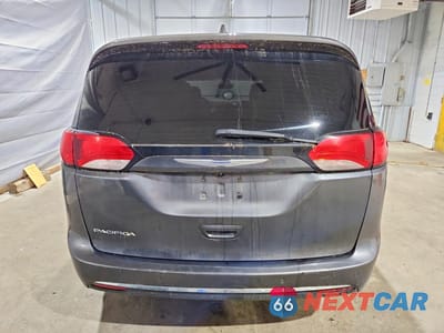 Zdjęcie 6 z 13 samochodu: 2017 CHRYSLER PACIFICA TOURING L VIN:2C4RC1BG3HR636086 - miniatura