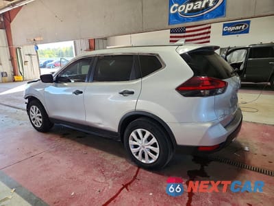 Drugie zdjęcie samochodu z przodu: 2020 NISSAN ROGUE S VIN:JN8AT2MT7LW038987 - miniatura