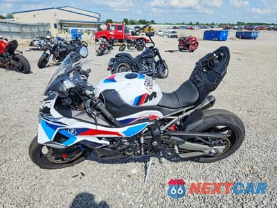 Trzecie zdjęcie samochodu z tyłu: 2025 BMW S 1000 RR VIN:WB10P2300S6K99604 - miniatura
