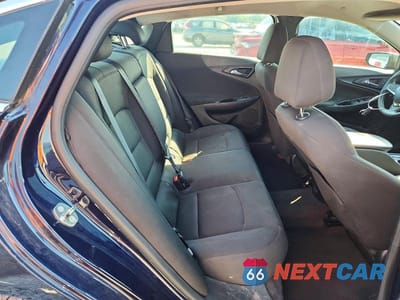 Zdjęcie 10 z 12 samochodu: 2018 CHEVROLET MALIBU LS VIN:1G1ZB5ST1JF108656 - miniatura