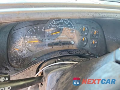 Zdjęcie 9 z 12 samochodu: 2003 GMC SIERRA K2500 HEAVY DUTY VIN:1GTHK24U13E100718 - miniatura