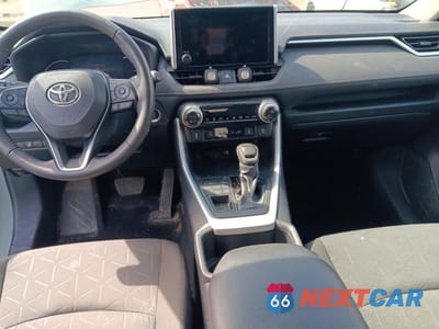 Zdjęcie 8 z 12 samochodu: 2023 TOYOTA RAV4 XLE VIN:2T3P1RFVXPW366962 - miniatura