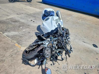Drugie zdjęcie samochodu z przodu: 2022 SUZUKI GSX1300 RR VIN:JS1EJ11BXN7102410 - miniatura