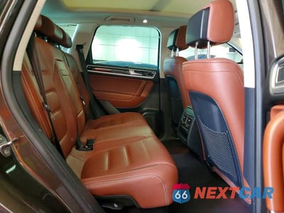 Zdjęcie 11 z 13 samochodu: 2017 VOLKSWAGEN TOUAREG EXECUTIVE VIN:WVGGF7BP4HD002687 - miniatura