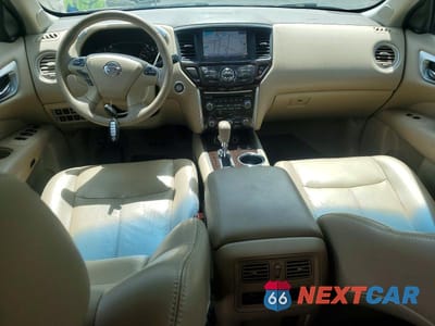 Zdjęcie 8 z 13 samochodu: 2015 NISSAN PATHFINDER SL VIN:5N1AR2MN3FC677137 - miniatura
