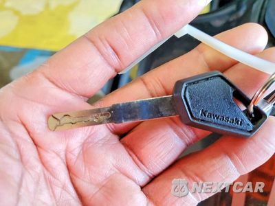 Zdjęcie 8 z 9 samochodu: 2024 KAWASAKI KL650 M VIN:ML5KLEM14RDA32307 - miniatura