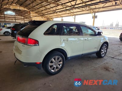 Trzecie zdjęcie samochodu z tyłu: 2007 LINCOLN MKX VIN:2LMDU88C17BJ35192 - miniatura